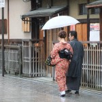 parapluie_couple_kimono